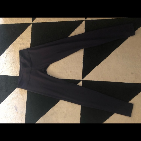 Lululemon Navy High waisted reversible  leggings - Picture 3 of 7
